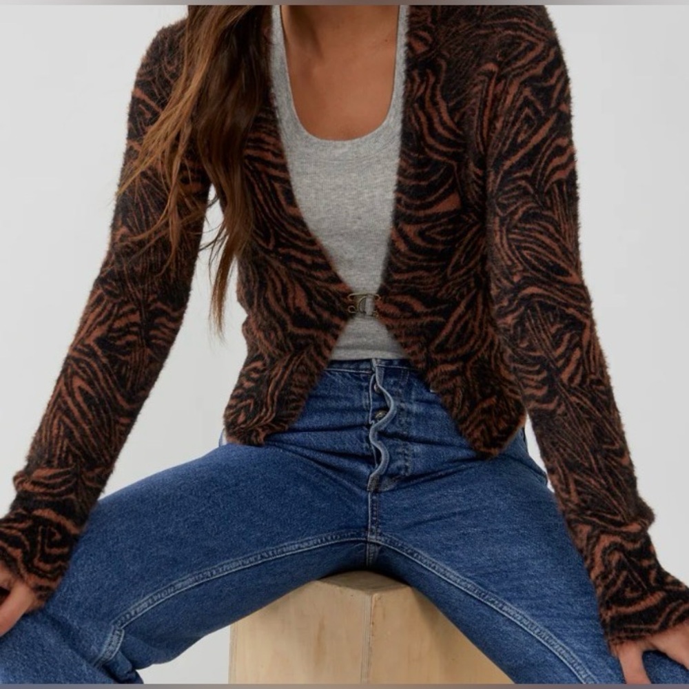 Free People NWT She’s All That Black Onyx Amber Animal Print Cardigan XS